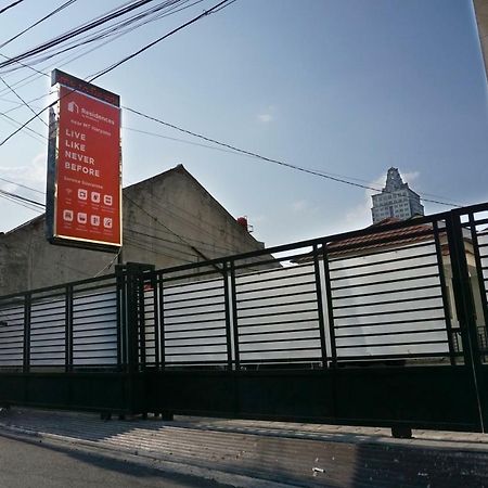 Residences By Reddoorz Near Mt Haryono - Minimum Stay 7 Days Jakarta Exterior foto
